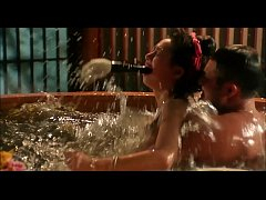 หนังโป๊จีนแนวโบราณ ต้นตำรับ Sex And Zen มีฉากข่มขืนเอากันในน้ำด้วย